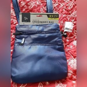 Travelon crossbody purse